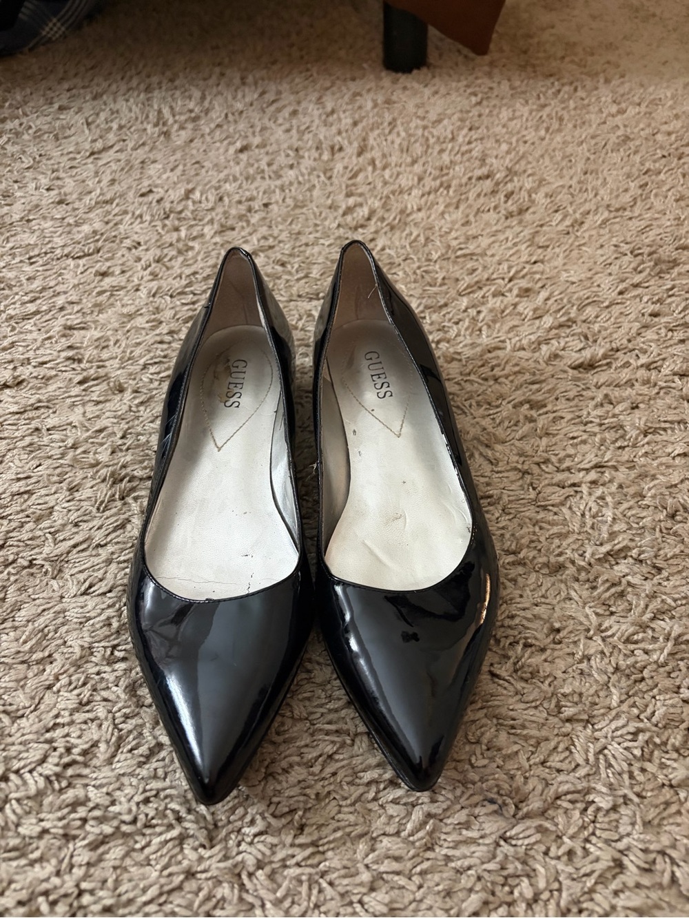 GUESS Black Patent Pointed Toe Flats - Women